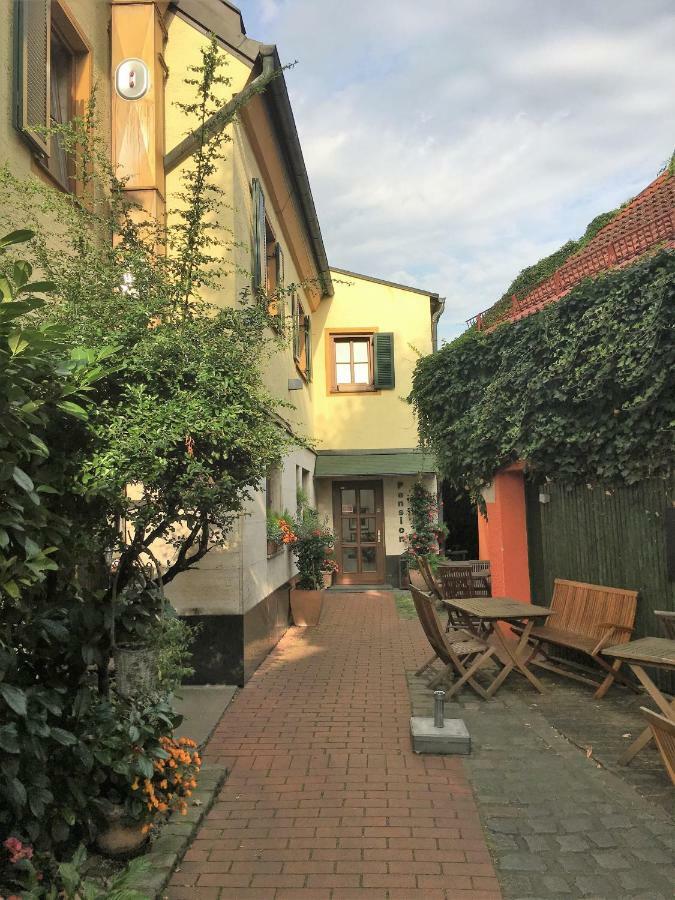 Eberl Hotel Pension Muenchen Feldmoching ภายนอก รูปภาพ